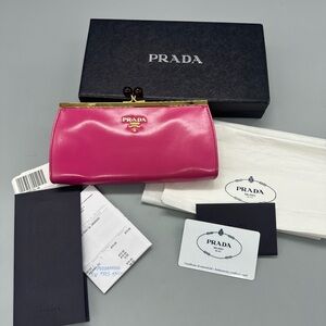 Prada Peonia leather kiss-lock mini clutch bag wallet- new